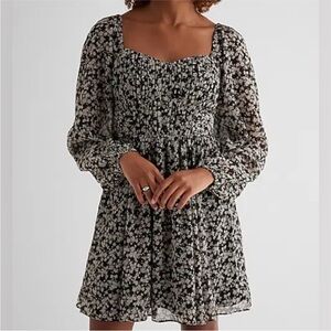 💎 EXPRESS LONG SLEEVE SWEETHEART
BABYDOLL DRESS